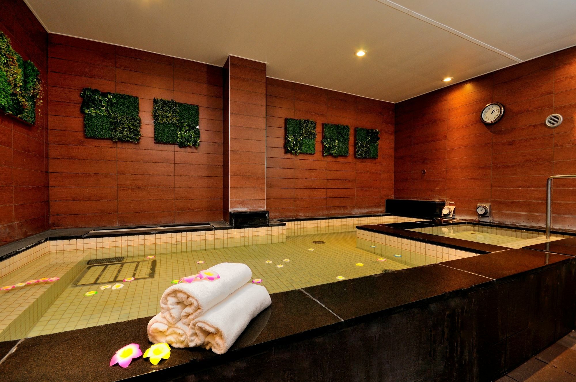 Spa&Capsule Hotel Grandpark Inn Kitasenju Токио Экстерьер фото